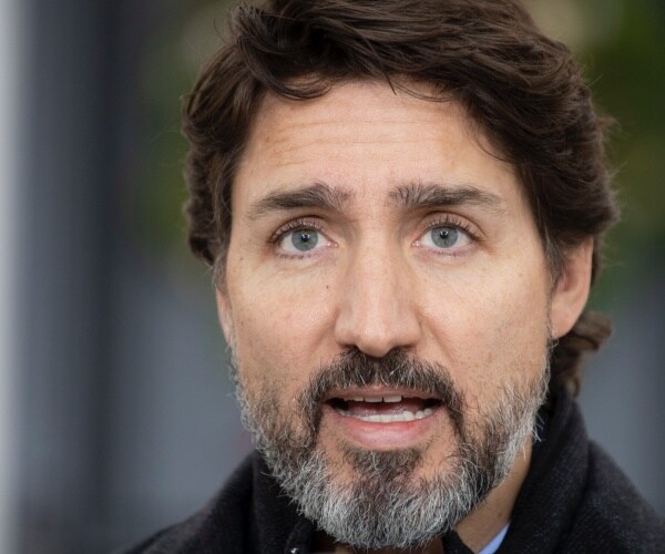 Canadian PM Strongly Urges Citizenry to Reduce Contacts