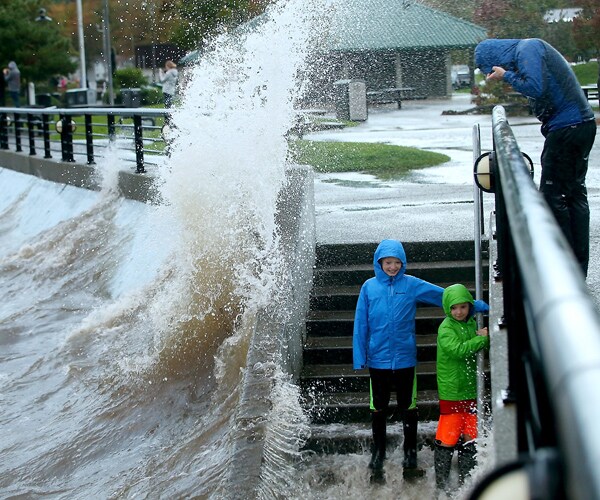 'Apocalyptic' Storm Fizzles After Northwest Nightmare Forecast