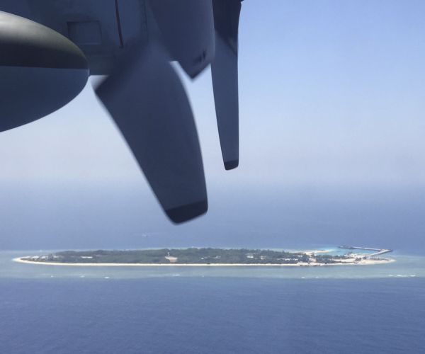 South China Sea: White House, Beijing Clash Over Territory