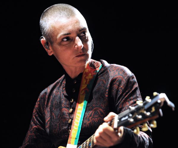 Sinead O'Connor to Pope Francis: Excommunicate Me!