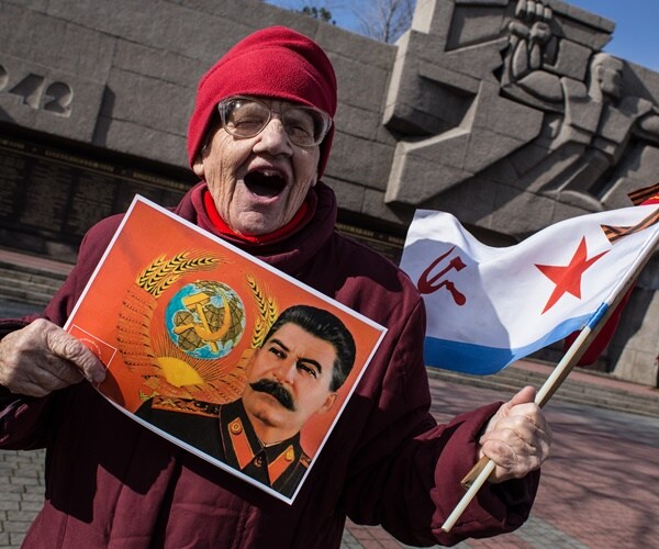 Poll: 46% of Russians Have Positive Views of Dictator Stalin