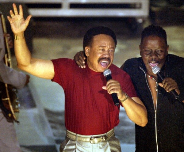 Maurice White Dies: Earth, Wind and Fire Founder Was 74