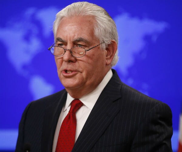 Tillerson Delegating Duties, Urges Orderly Transition to Pompeo