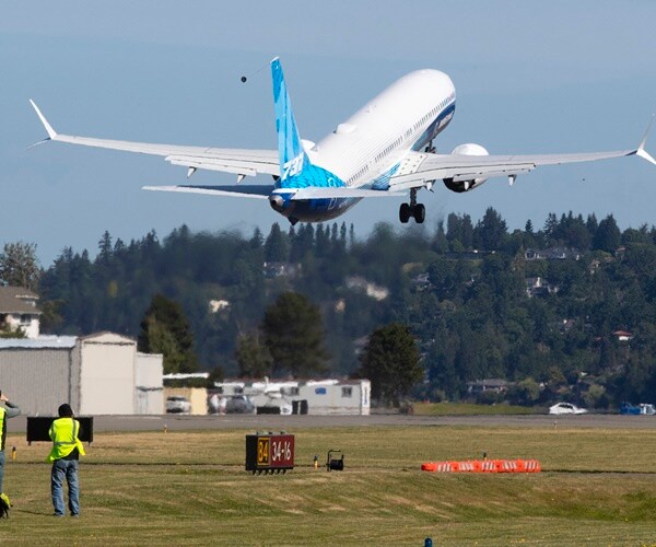 Boeing Reaches Labor Deal with 25% Pay Hike, New Plane Commitment