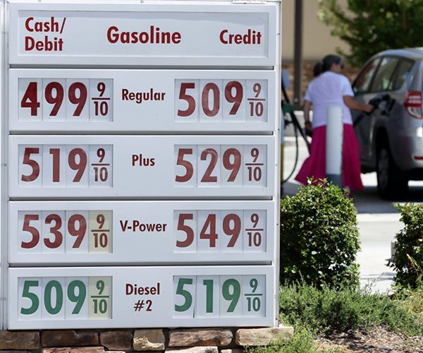 US Gas Prices Rise (Again) to $3.83