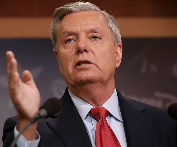 Lindsey Graham to Trump: Pardoning Flynn Not a Good Idea