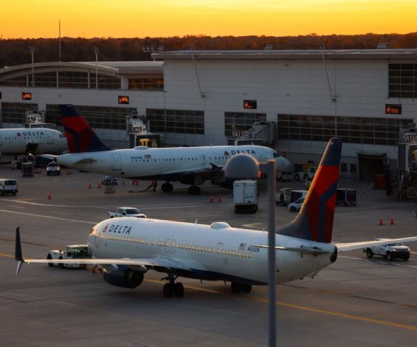 Stowaway Caught on Delta Flight from New York to Paris