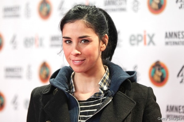 Sarah Silverman Gets Harsh Review, But Critic Has Problem of His Own