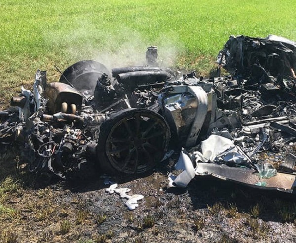 Totals Ferrari After One Hour: $260K Car Wrecked