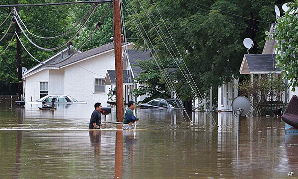 Waynesville Flooding: Boy, 4, Dead and Mother Missing in Missouri ...