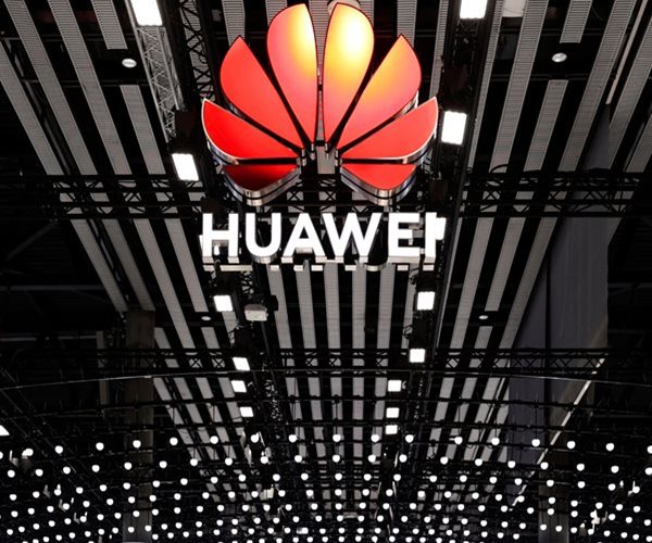 US Revokes Intel, Qualcomm's Licenses to Sell to Huawei