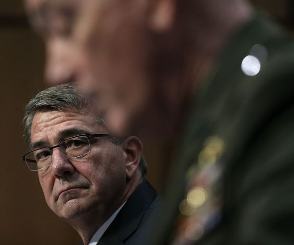 Ash Carter: National Guard to Suspend Collection of Bonuses