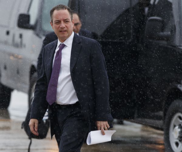 Priebus, McGahn Hire Lawyer For Mueller Probe