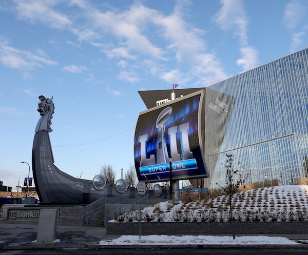 Police Remove Activists Blocking Way to Super Bowl Stadium