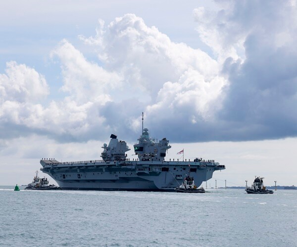 UK Aircraft Carrier Sidelined from Largest NATO Exercises since Cold War Due to Propeller Problem