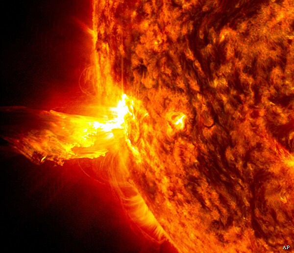 Solar Flare Speeding Toward Earth, Could Disrupt Satellite Systems