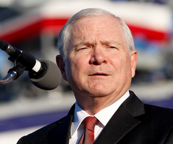 Robert Gates: US Syrian Rebel Training Program 'Nuts'