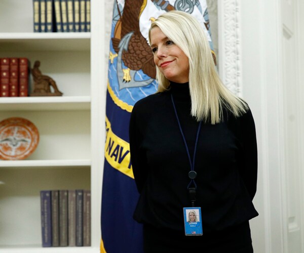 white house adviser pam bondi