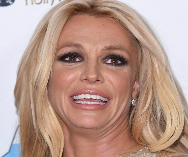 Britney Spears Asks Judge to Free Her From Conservatorship