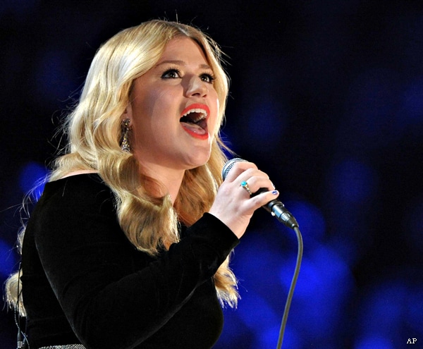 Jane Austen Ring Owned by Kelly Clarkson, But British Museum Wants It