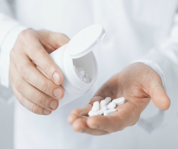 Aspirin May Help Cancer Patients Live Longer