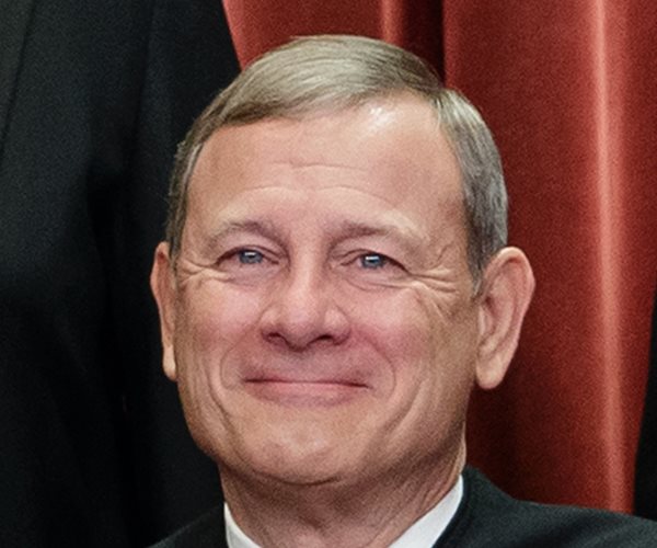 supreme court chief justice john roberts