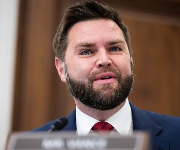 j.d. vance speaking