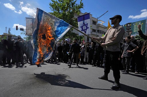 Iranians Mark Jerusalem Day to Support Palestinians