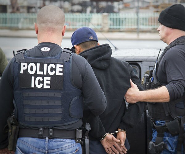 ICE Using Gang Database to Arrest Immigrants