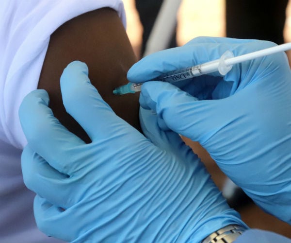 Nearly 700 Get Ebola Vaccine in Congo; More Cases Possible