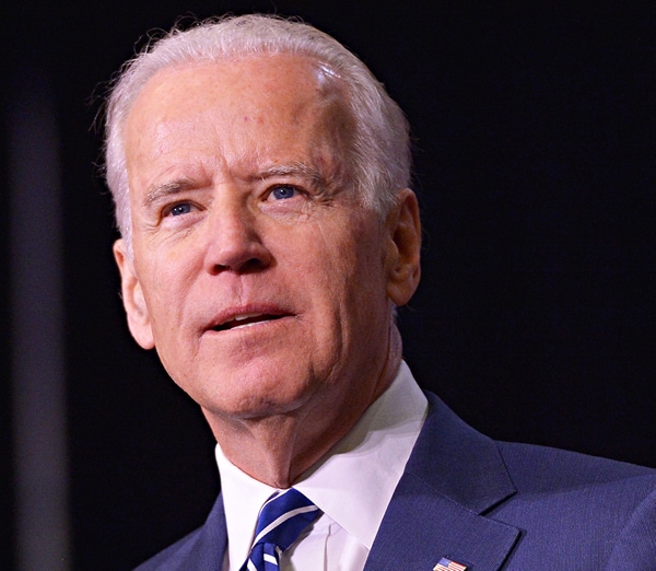 Biden Weighs His Political Future Bit by Bit