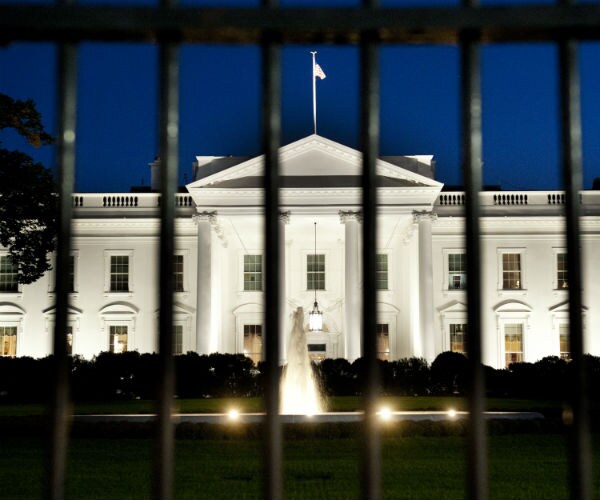 Two Rookie Secret Service Agents Fired Over White House Fence Jumping