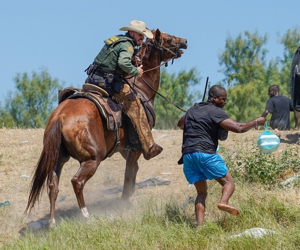 Mayorkas: 'Horrified' by Videos of Horseback Confrontations at Del Rio Bridge