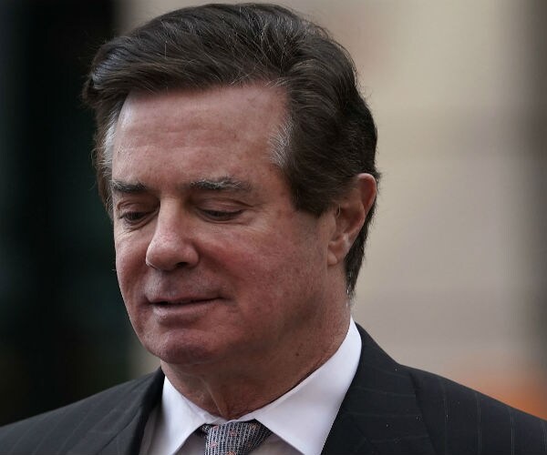 Bernard Kerik: Why Manafort Was Put in Solitary