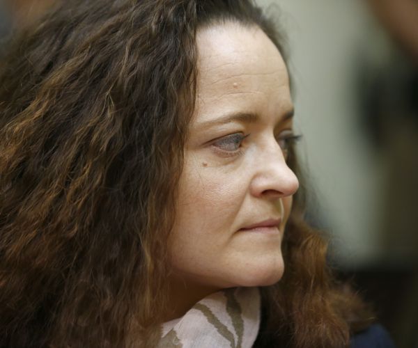 'Nazi Bride' Trial: Beate Zschaepe Speaks Out to Deny Gang Affiliation