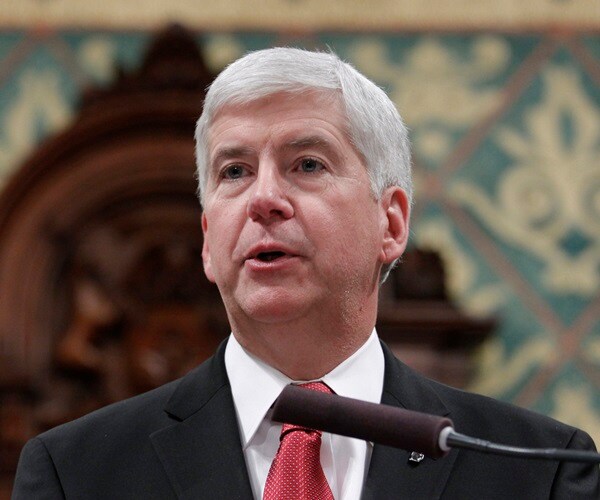 Michigan Governor on Flint Water: 'I Let You Down'