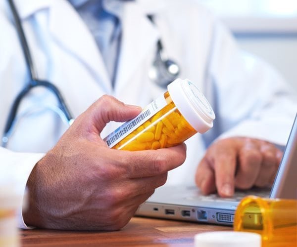 USTR Warns of Risks From Online Pharmacies