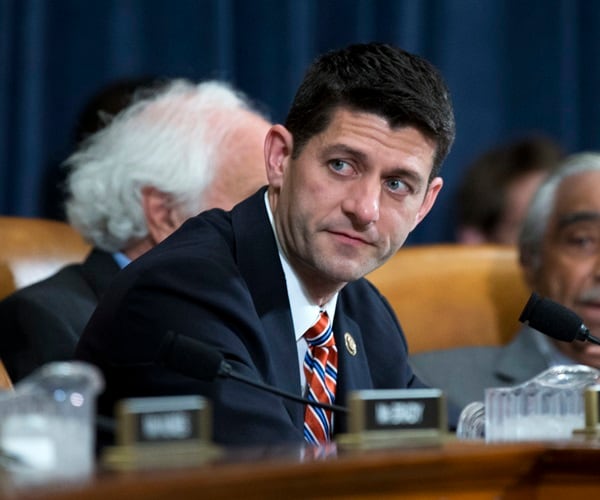 Ryan Calls for Pause in Syrian Refugee Program