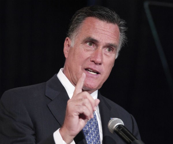 Trump Blames Romney for Attacks by Super PAC