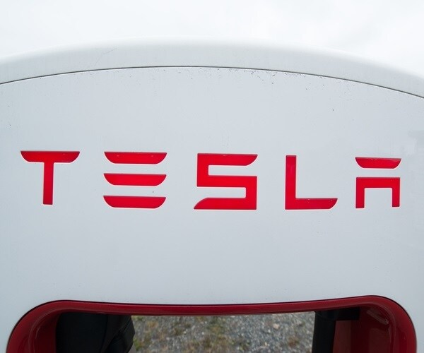 Tesla: Puerto Rico Power Equipment Shipped