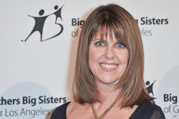 'Mork & Mindy' Reunion: Pam Dawber Guest Stars on 'The Crazy Ones'