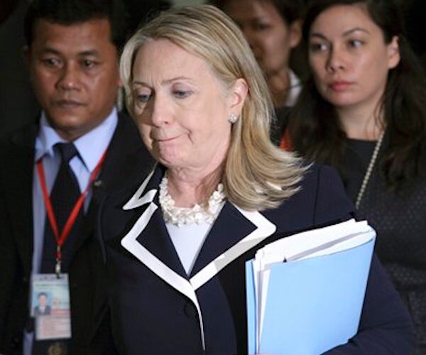 Contractors: Hillary State Dept Quieted Us on Benghazi Security