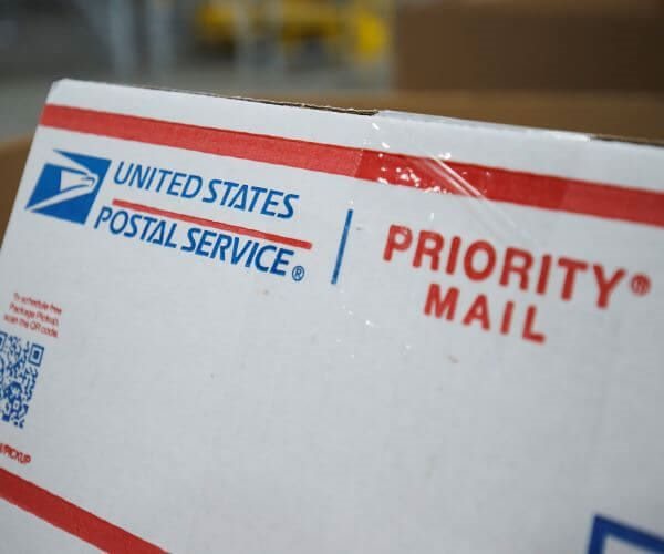 USPS to Buy 50,000 Delivery Vehicles in 2.98 Billion Initial Order