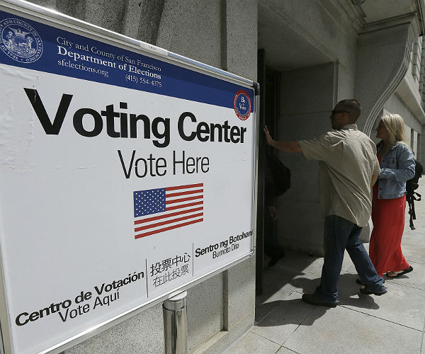 GOP Voter Registration on Rise in 3 Battleground States