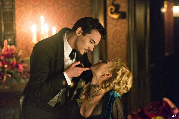 Jonathan Rhys Meyers Tackles Classic 'Dracula' Role for NBC