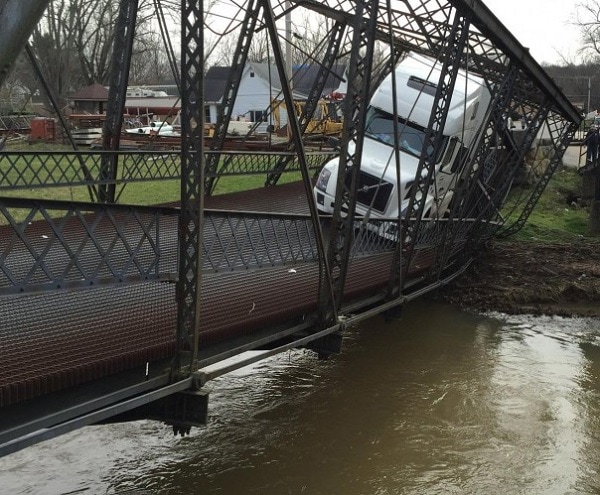 Paoli Bridge Christmas Collapse Owed to Driver Who Can't Count