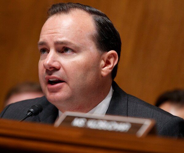 Sen. Lee: Blocking Trump From Firing Mueller Unconstitutional