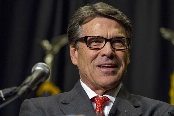 Perry Calls for Decriminalization of Marijuana in Texas