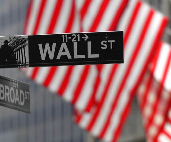 Stocks Extend Rally as Rate-Cut Bets Strengthen