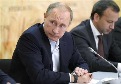 Putin Criticizes US Policy in Syria Ahead of Obama Meeting